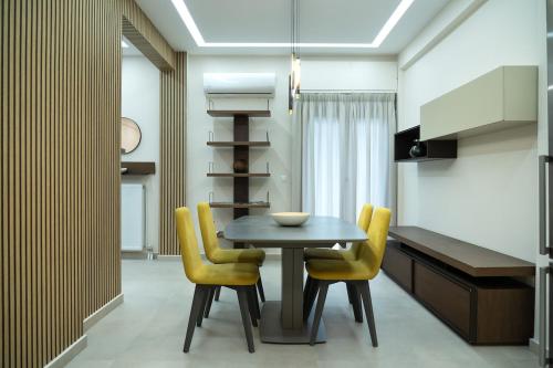 Elegant Athenian Escape near Lycabettus