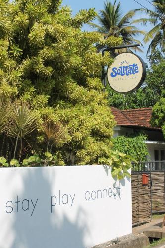 Κήπος έξω από το Solmate Collective Hostel - Madiha