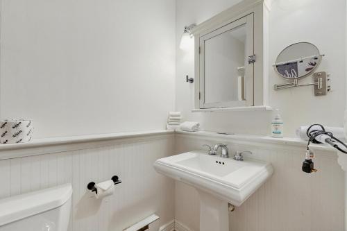 Koupelna v ubytování Pebble on The Creek