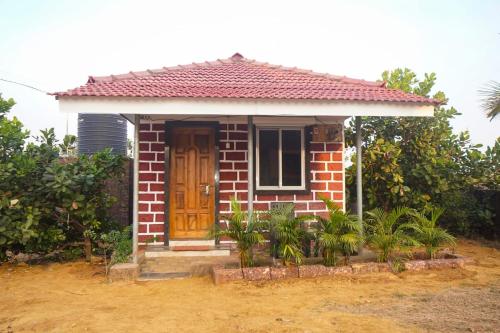 Το κτήριο όπου στεγάζεται  η παραθεριστική κατοικία