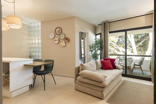 Dona Marieta House