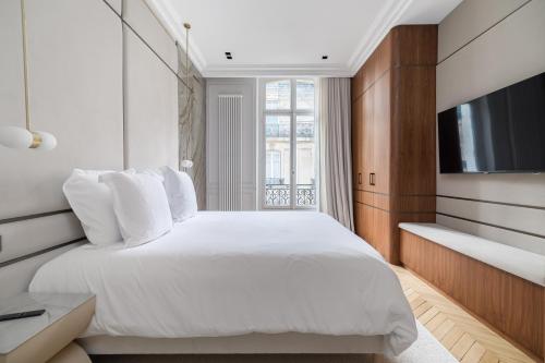 My Paris Apartments - Arc de Triomphe