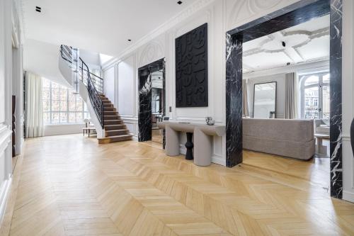My Paris Apartments - Arc de Triomphe