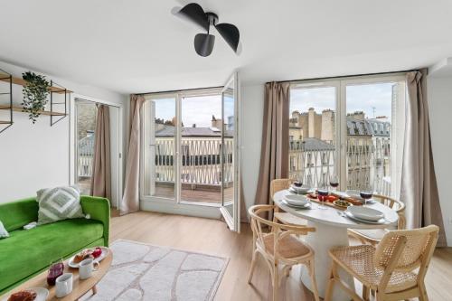 Lavie Maison Spacious Apartment with Terrace