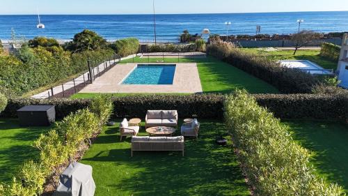 Villa Saphir - Sea view, beach access and pool