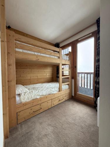 Appartement Ski aux pieds 3 ch balcon vue pistes et place parking