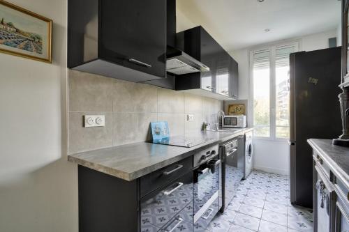 Η κουζίνα ή μικρή κουζίνα στο Apt unique pour 4 à Rosny-Sous-Bois à 30m de Paris