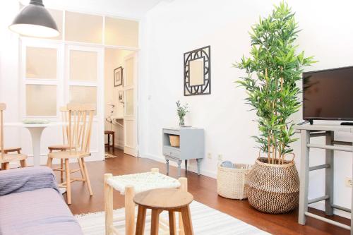 KOPKE 113, local & spacious 2Bed