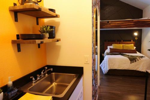 Fotografie z fotogalerie ubytování Barrel Bunkhouse 8033 CR 802 v destinaci Burleson