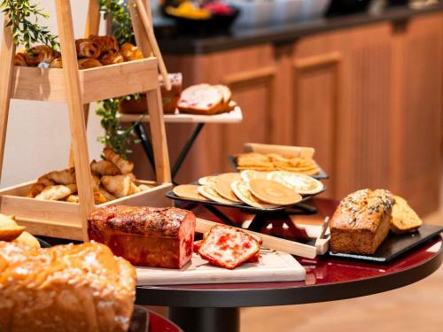 Jídlo v hotelu nebo okolí