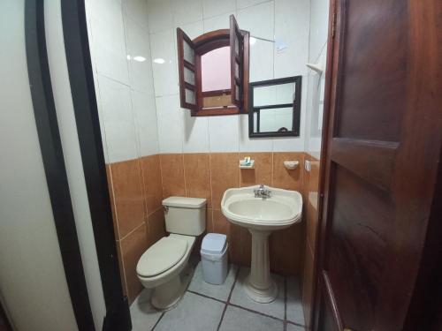 Koupelna v ubytování Hotel Real de Cortés