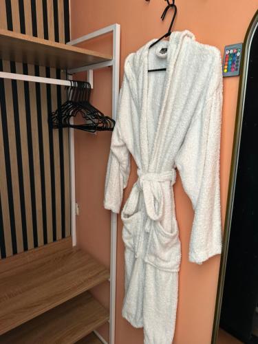 Φωτογραφία από το άλμπουμ του Serenity Stone σε Benaoján