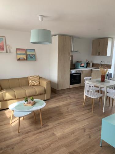 Η κουζίνα ή μικρή κουζίνα στο La petite porteloise