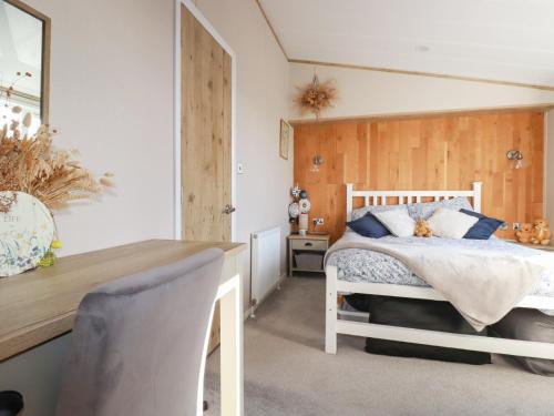 Postel nebo postele na pokoji v ubytování FW4 Fairways 4