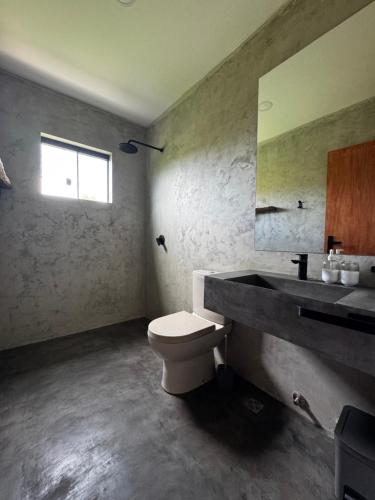 Ένα μπάνιο στο Villa Rivera