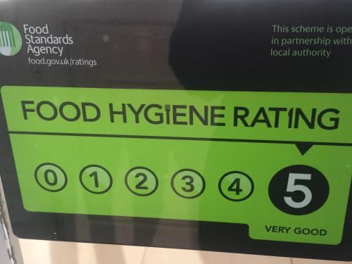 Πιστοποιητικό, βραβείο, πινακίδα ή έγγραφο που προβάλλεται στο The Royal Windsor Hotel