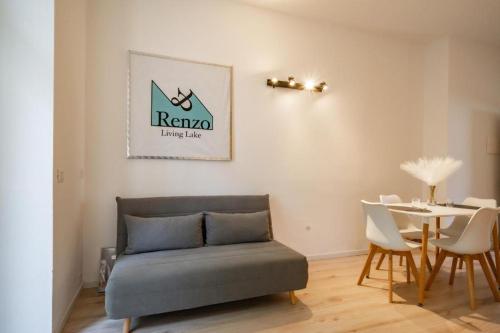 Φωτογραφία από το άλμπουμ του Renzo & Lucia Lakefront Suites with Stunning Views of Lake Como σε Malgrate