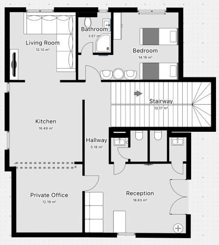 ein schwarz-weißer Grundriss eines Hauses in der Unterkunft Heliolit in Dudince