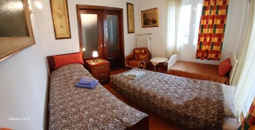 Cozy Classic Residence "Vassiliki" Athens