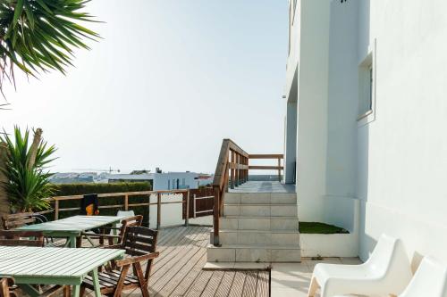 Arrifana Surf Camp