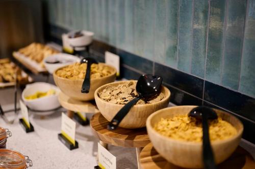 Jídlo v hotelu nebo okolí