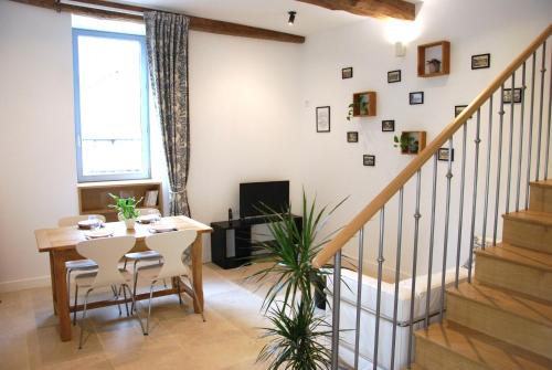 Fotografie z fotogalerie ubytování Jolie maison ancienne v destinaci Fleurey-sur-Ouche