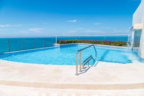 Πισίνα στο ή κοντά στο Hotel Irotama del Mar