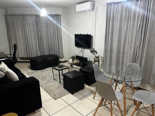 Feel At Home Cosy Apartment