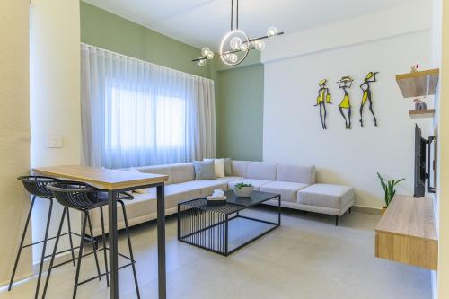 Coral 1BR Apartment In Mar Mikhael