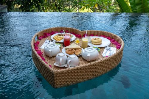 Φαγητό σε αυτό το πανδοχείο ή κάπου εκεί κοντά