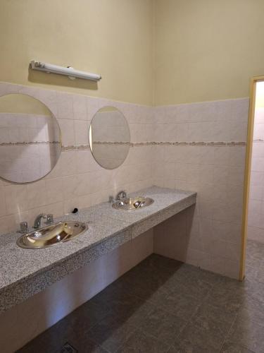 Ένα μπάνιο στο sukkah