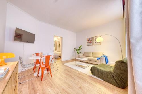 Φωτογραφία από το άλμπουμ του Le Bauhaus σε Ρενς