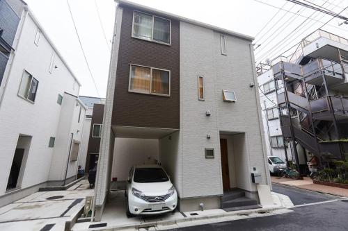 Φωτογραφία από το άλμπουμ του 6點5評分E-Haneda Luxury House στο Τόκιο