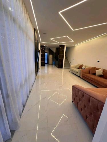 Afbeelding uit fotogalerij van las vegas villa in Ath Thughrah