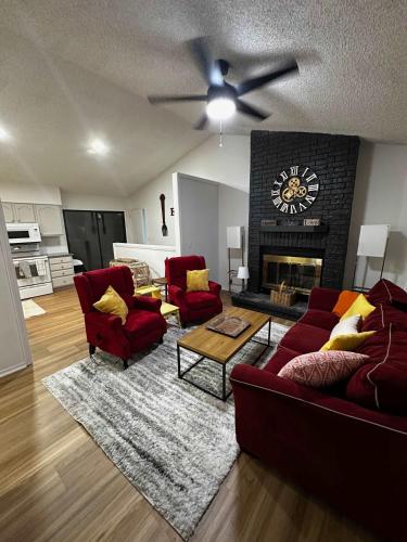 Gallery image of South Side Resort - Very Close Derby Turnpike Dtn in Wichita