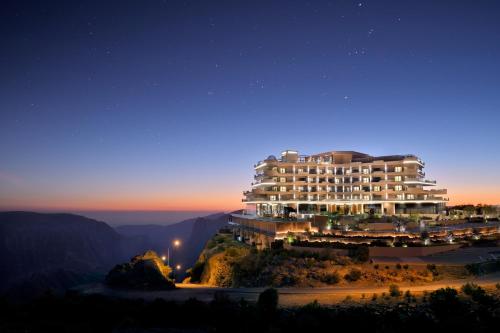 Hotel Indigo Jabal Akhdar Resort & Spa by IHG — Property building