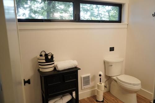 Ένα μπάνιο στο The Loft