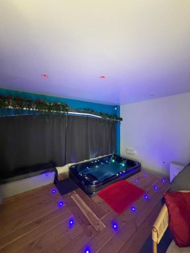 Love 2 avec Jacuzzi photo 35