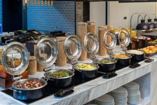 Jídlo v hotelu nebo okolí