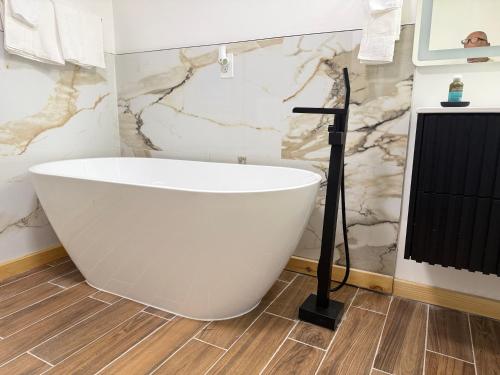 Ένα μπάνιο στο King Cabin