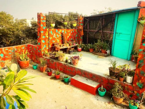 Imagen de la galería de Designer luxury flat with greenry best location in south Delhi, en Jāmb