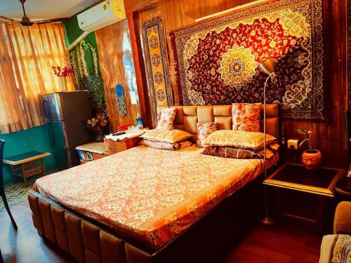 Imagen de la galería de Designer luxury flat with greenry best location in south Delhi, en Jāmb