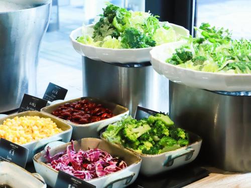 Jídlo v hotelu nebo okolí