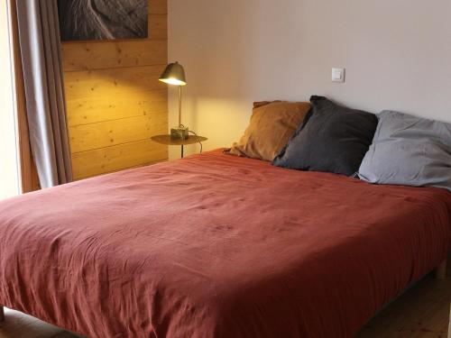 Postel nebo postele na pokoji v ubytování Appartement standing 2 chambres, centre-ville, 5 pers, WiFi, parking - FR-1-836-8