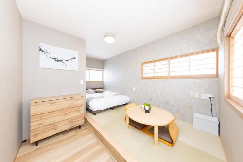Karabiner House Yotsugi