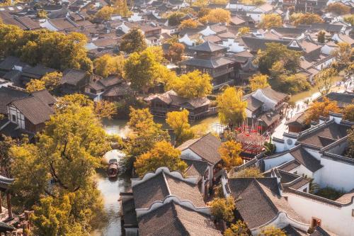 Φωτογραφία από το άλμπουμ του 濮院时尚古镇濮锦大酒店 σε Tongxiang