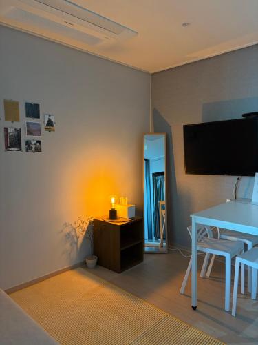 Gallery image of 동해 디딤스테이 #양파와감자 in Yongjŏng