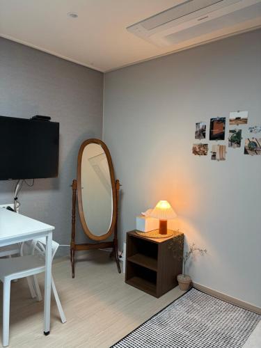 Gallery image of 동해 디딤스테이 #양파와감자 in Yongjŏng