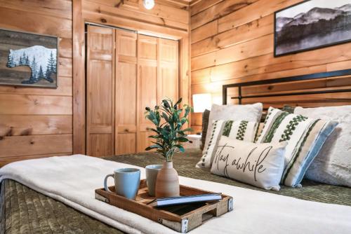 Rustic Retreat photo 16