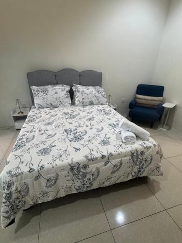 Ένα ή περισσότερα κρεβάτια σε δωμάτιο στο Transit KLIA Private room w attached bathroom